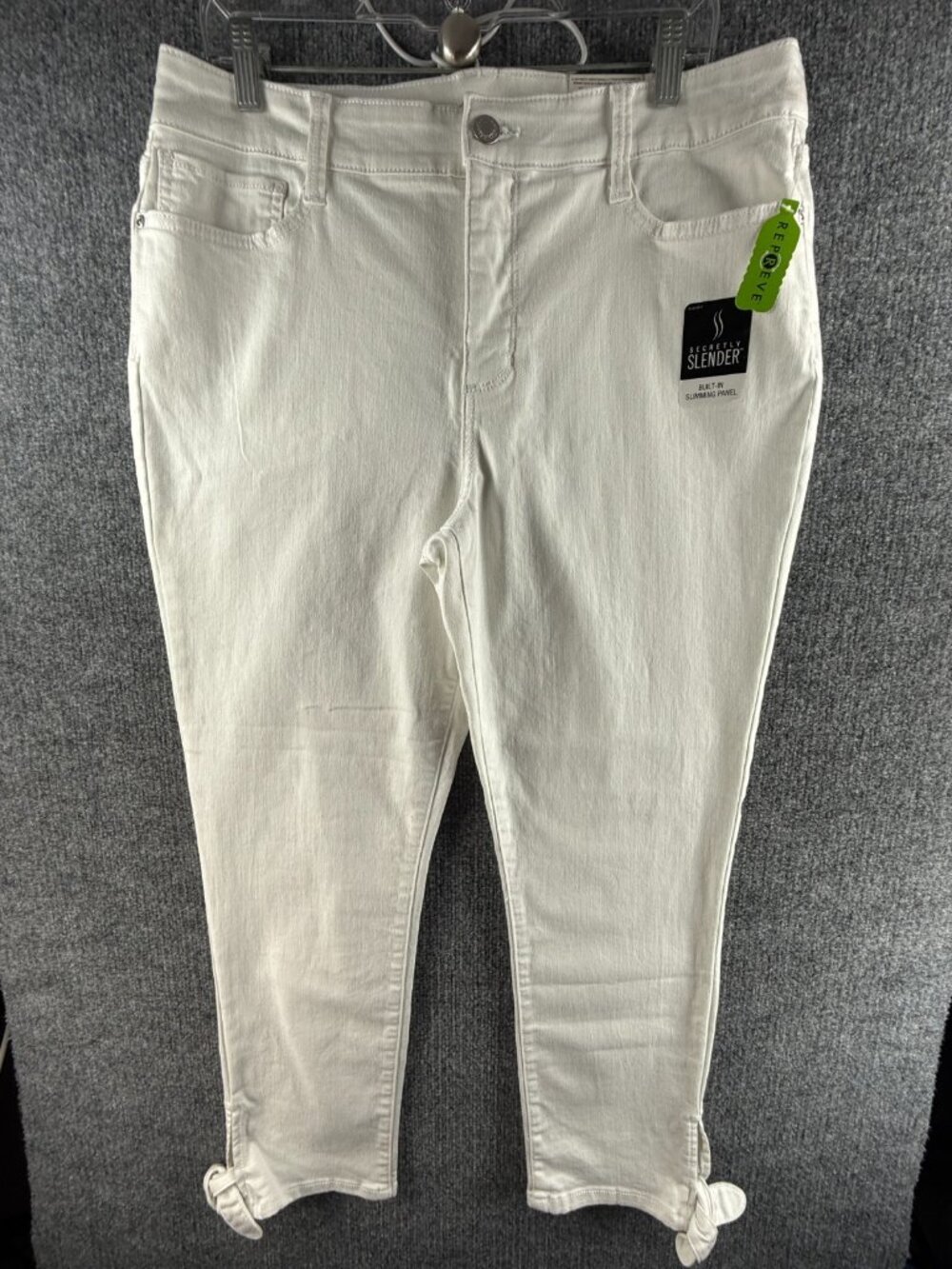NWT St Johns Bay Women White Skinny Ankle Mid Rise Jeans Size 16 ACTL 34X27